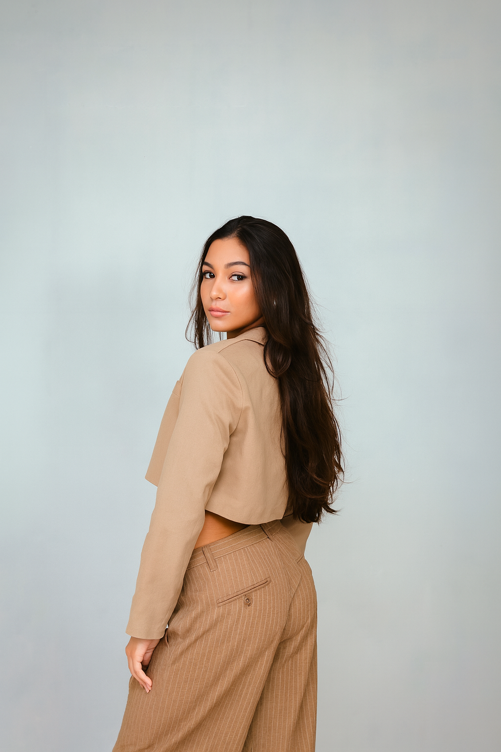 Klassisk sort cropped blazer